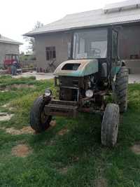 TTZ80 Xachir traktor