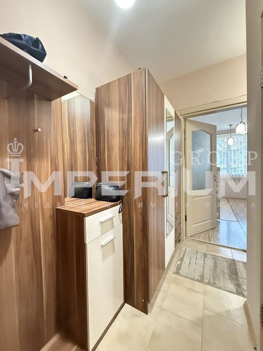 Двустаен обзаведен апартамент под наем в жк. Трошево, гр. Варна