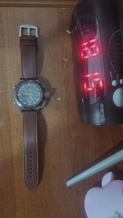 Часы в хорошем состояние за 10к отдам