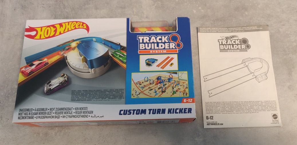 Vand set Hot Wheels Track Builder - Custom turn kicker