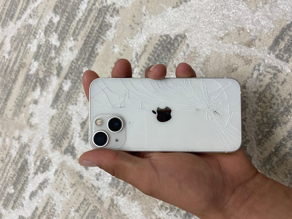 iPhone 13mini белый