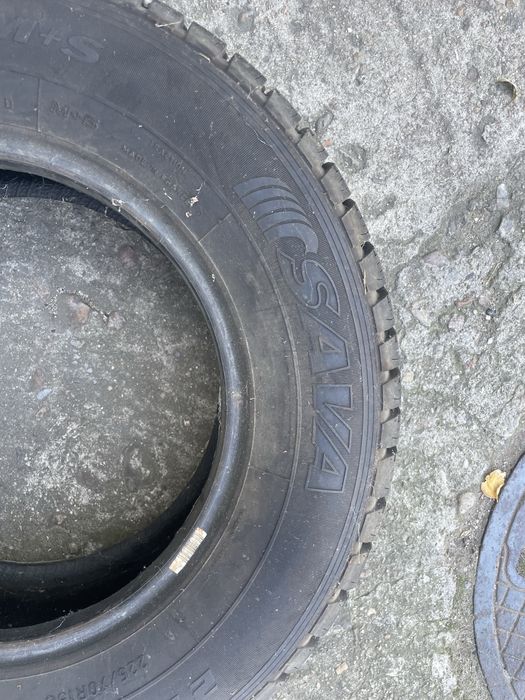 Гуми за бус нови 225/70/15C