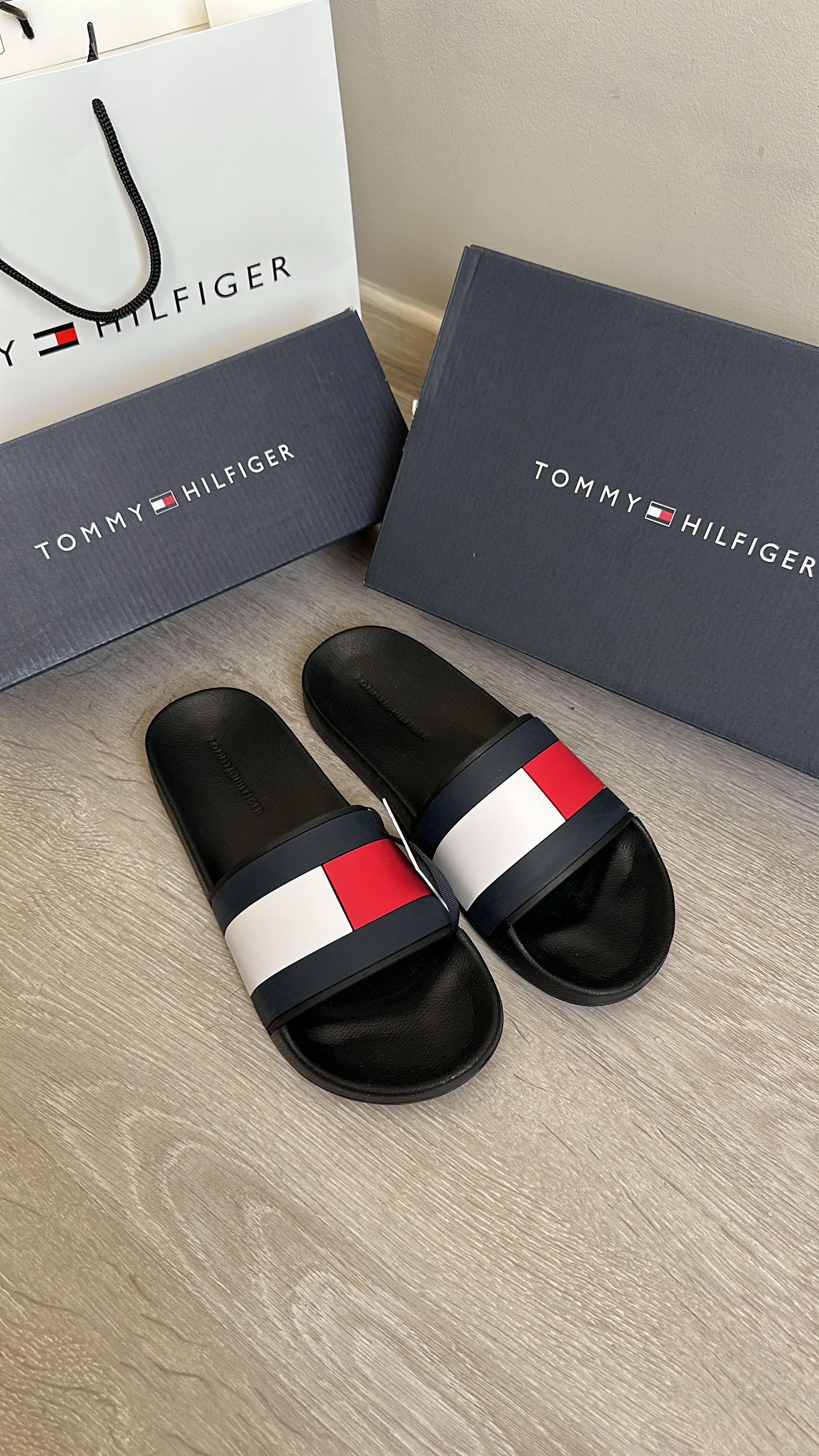 Сланцы шлепанцы Tommy Hilfiger