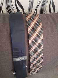 Cravata bleumarin, maro in dungi