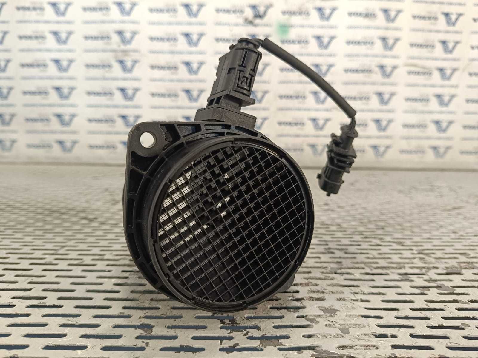 Debitmetru aer 2.4 D5 E4 185cp VOLVO XC90 S60 V70 S80 XC70 2006 - 2009