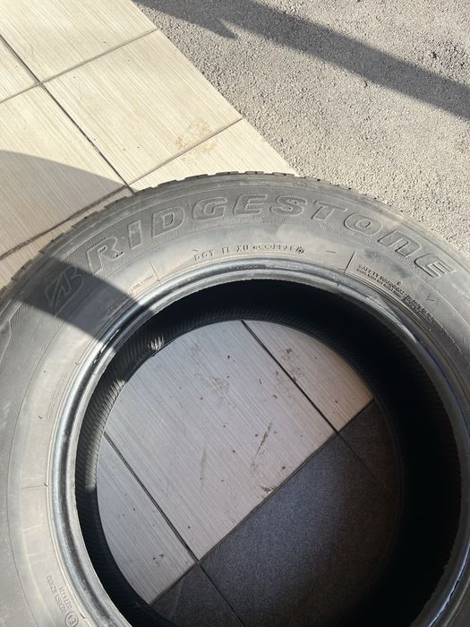 Продам комплект бу шин