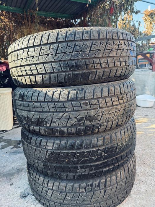 Продаю зимние шины липучка