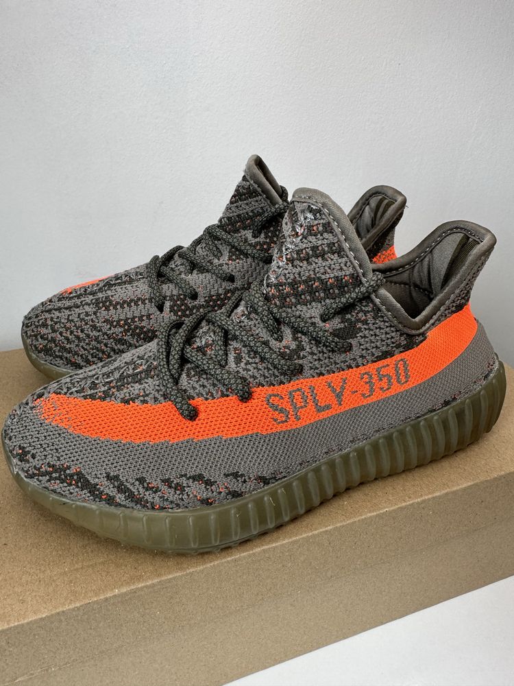 Adidad Yeezy Boost 350 V2 Beluga Маратонки