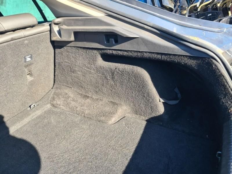 Capitonaj portbagaj aripa spate Opel Insignia B