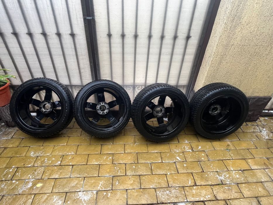 Jante BMW 17 5x120 cu anvelope iarna 225.45.17 dot 2024