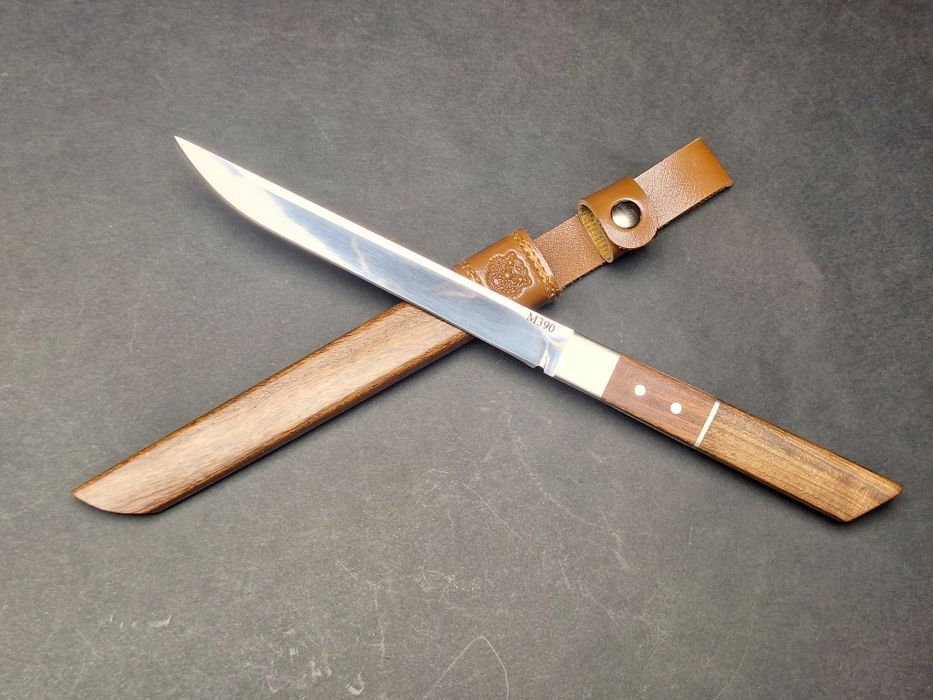 Японски нож M390 с дървена кания