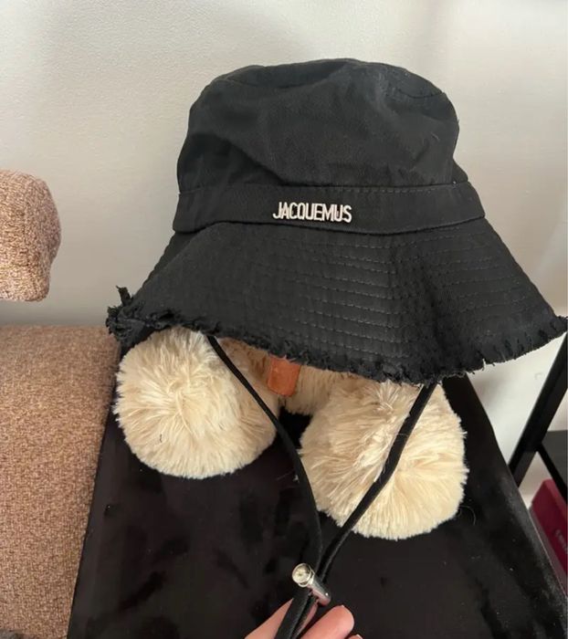 Palarie Jacquemus bucket hat unisex