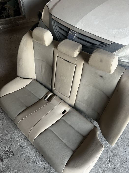 Bara fata spate, praguri si scaune textil BMW F10