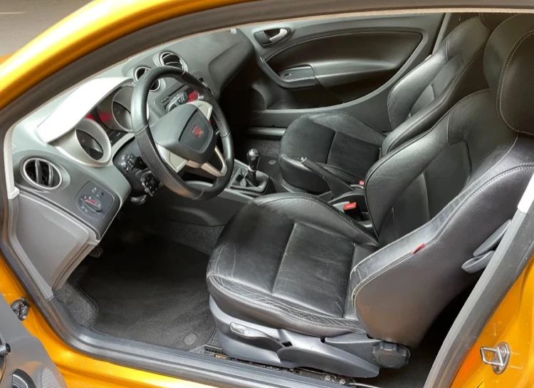 SEAT Ibiza климатроник/кожа с подгрев/автопилот/ел.огледала