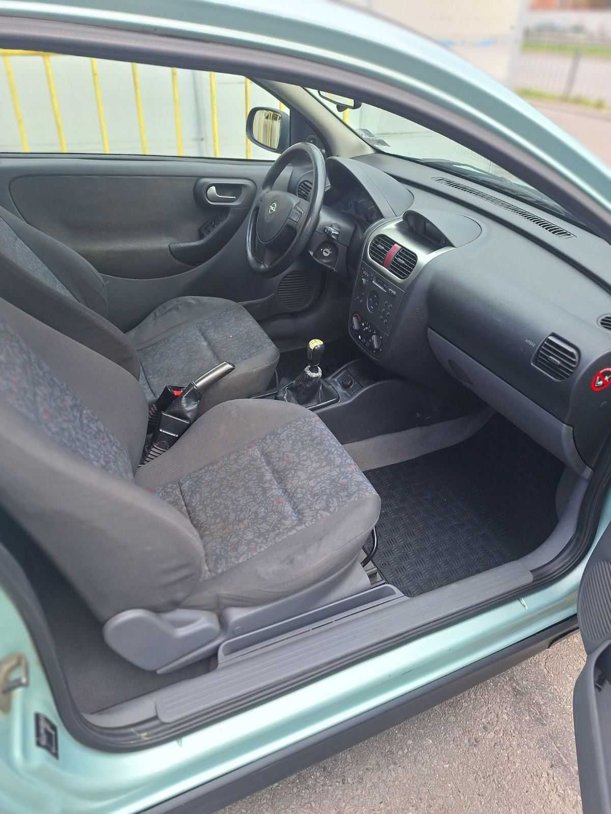 Opel Corsa 2001 г. с газова уредба Landi