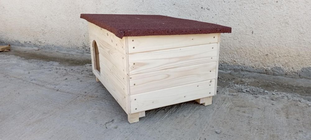 Голяма дървена къща за котки ,  колиба за коте куче семейство котки