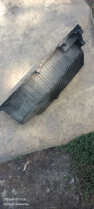 Продам поддон на Фольксваген