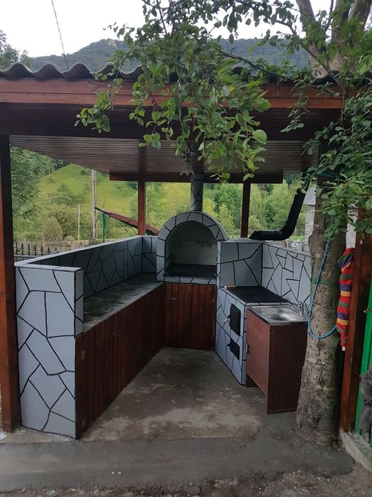 Închiriez cabana cu ciubar