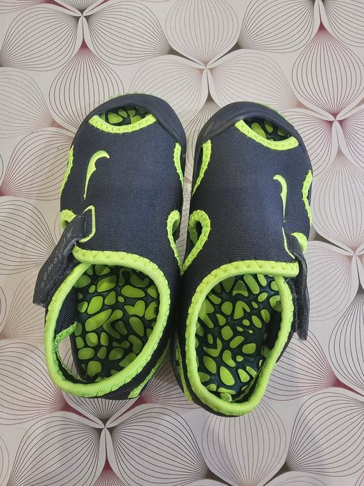 Детски сандали за момче