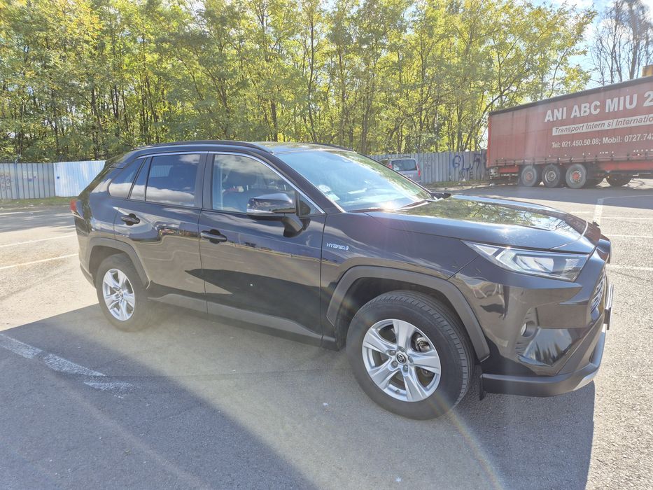 Toyota RAV4 hybrid, 2021, primul proprietar