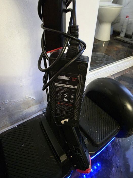 Ninebot segwai 200€  adus din germania