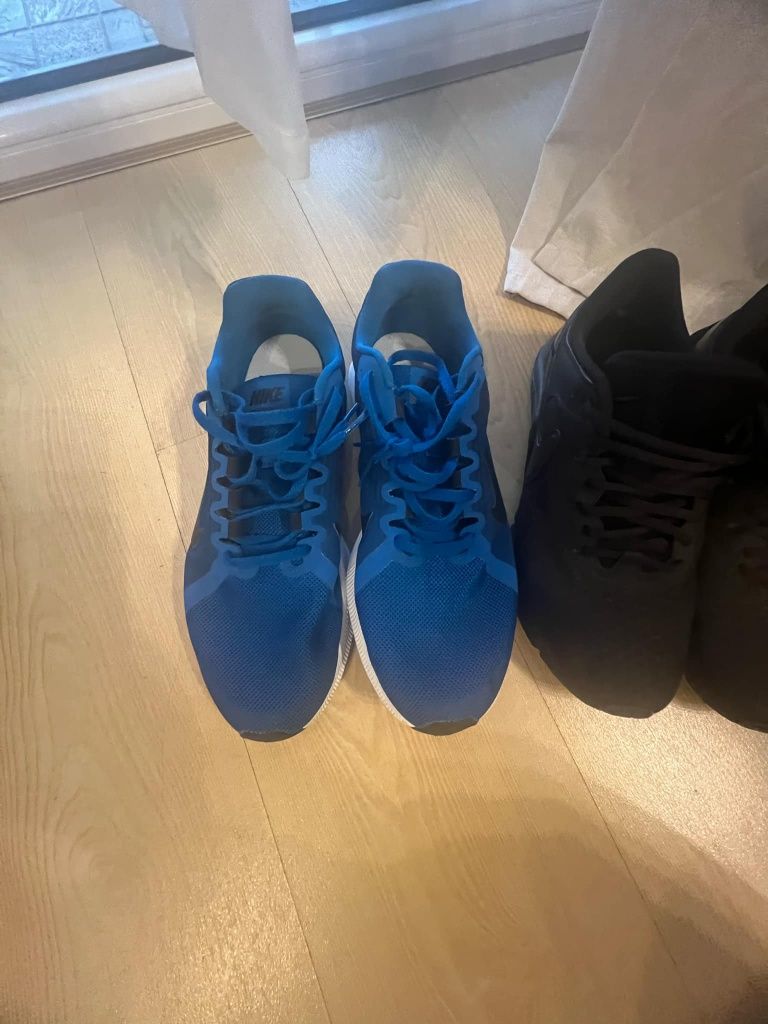 Маратонки  Nike 43номер