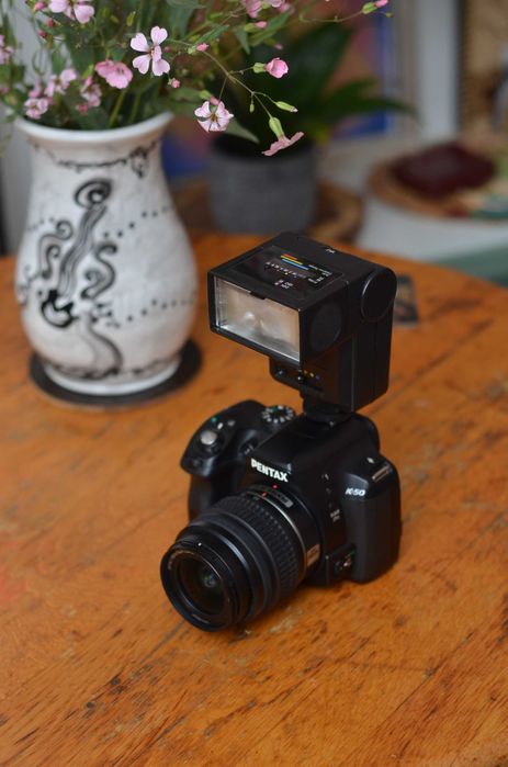 Pachet dslr Pentax K-50 si obiective