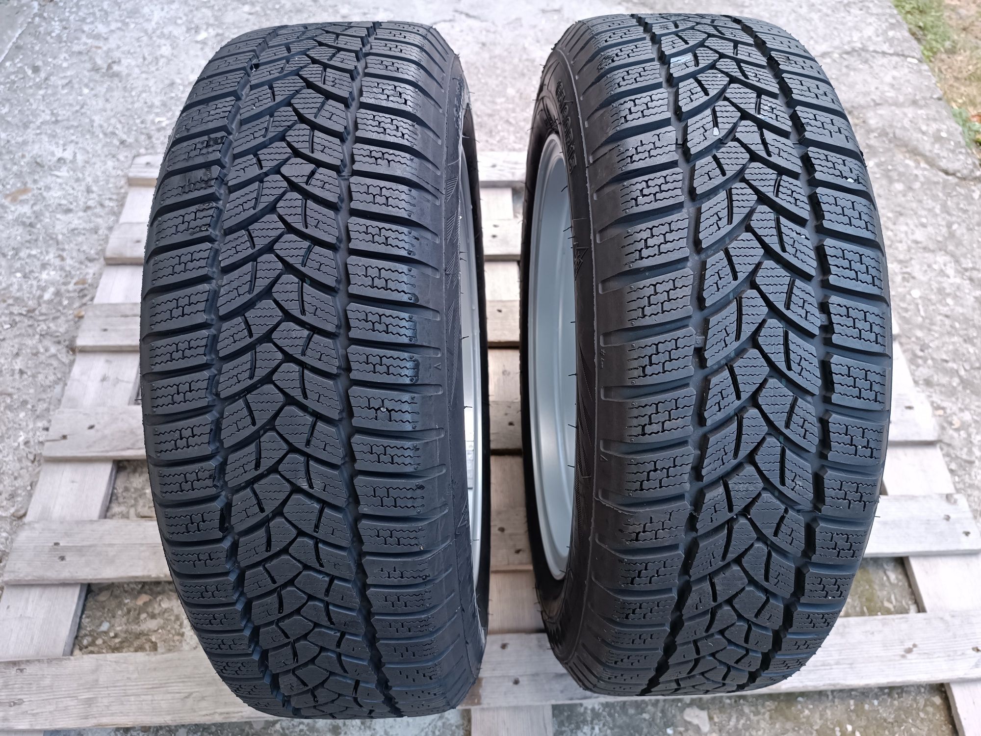 2бр зимни гуми 185/60/15 Firestone