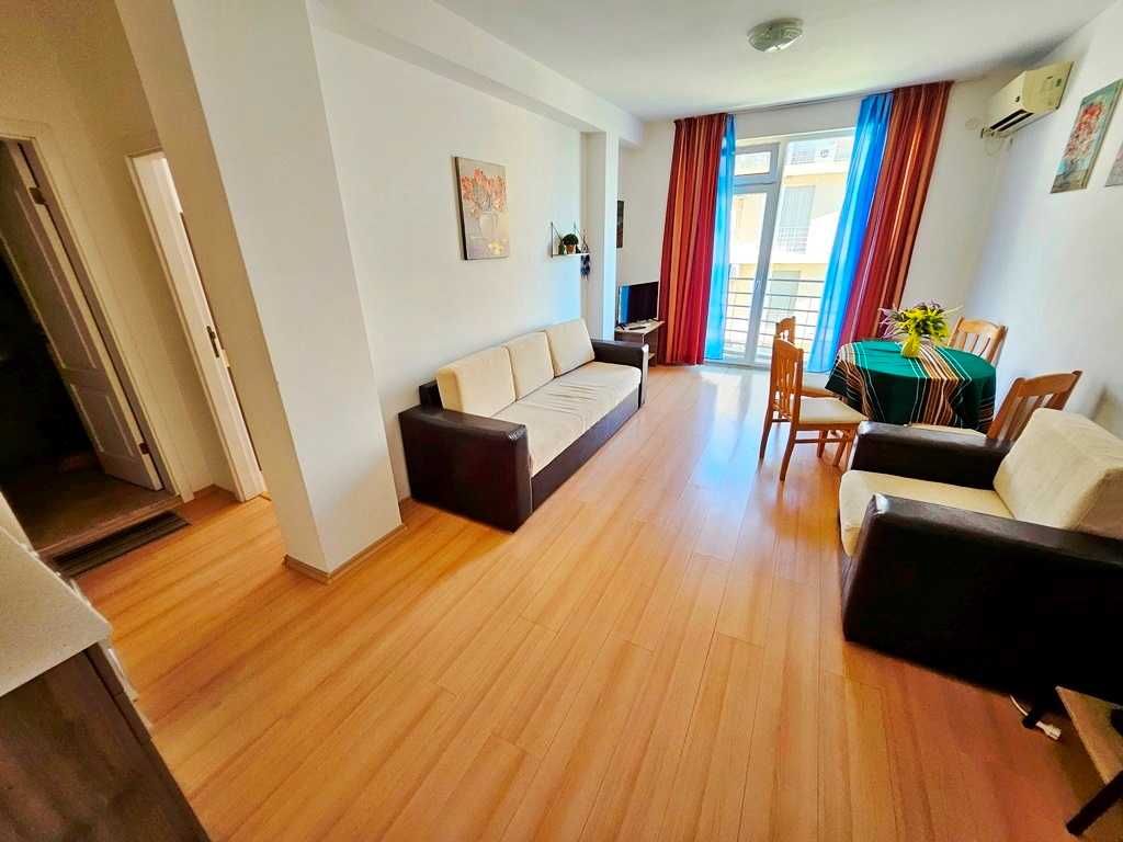 Продава се Двустаен апартамент в к.к. Слънчев бряг - 55 кв.м за 700 €/кв.м - Снимка #3