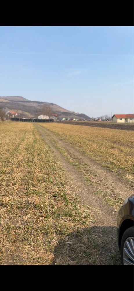 Vand teren intravilan la 5 minute de aiud , miraslau strada principala