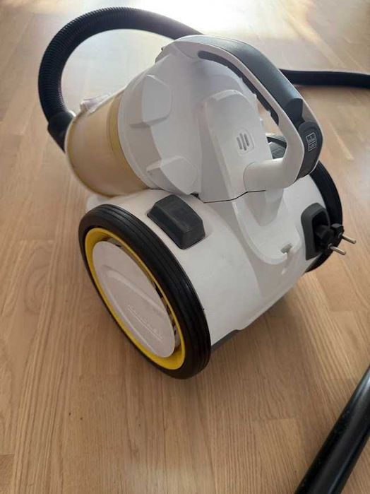 Aspirator Karcher VC3 Premium Hepa fara sac stare foarte buna