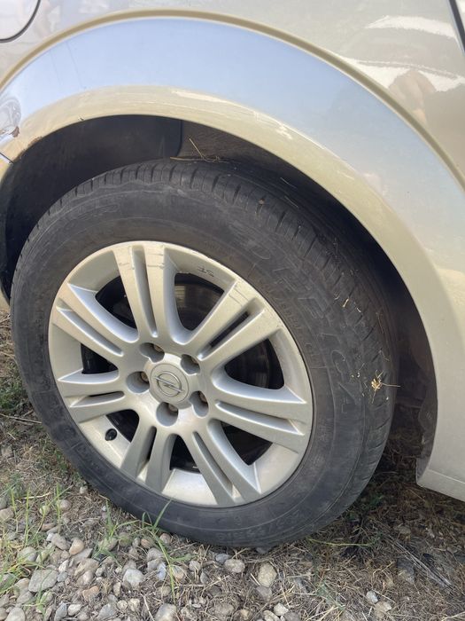 Opel astra h. Masina necesita inlocuirea motorului