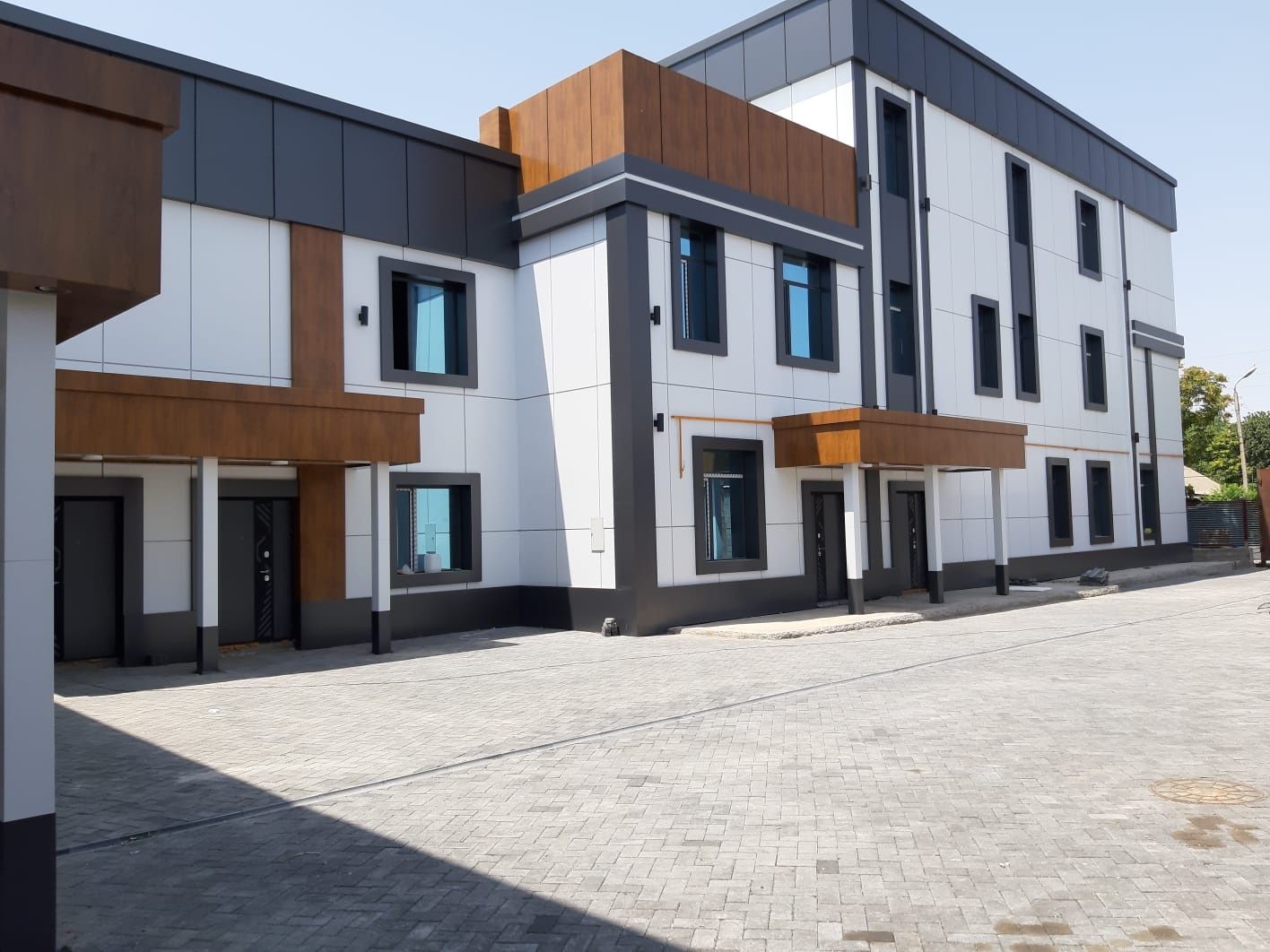 Продаётся 4-комн., 182м², таунхаус, Центр - Байтасова