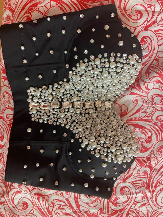 Топ с диаманти без презрамки