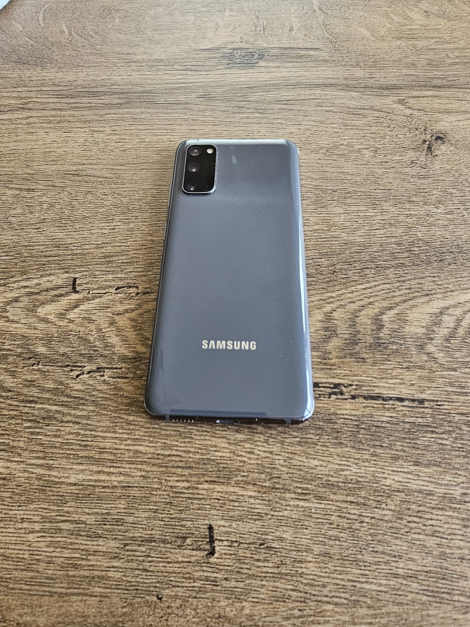 Samsung galaxy s20 8GB/128GB dual sim
