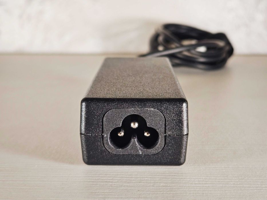 Incarcator original HP 45w