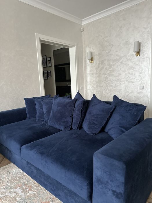 Продаётся диван б/у в отличном состоянии.