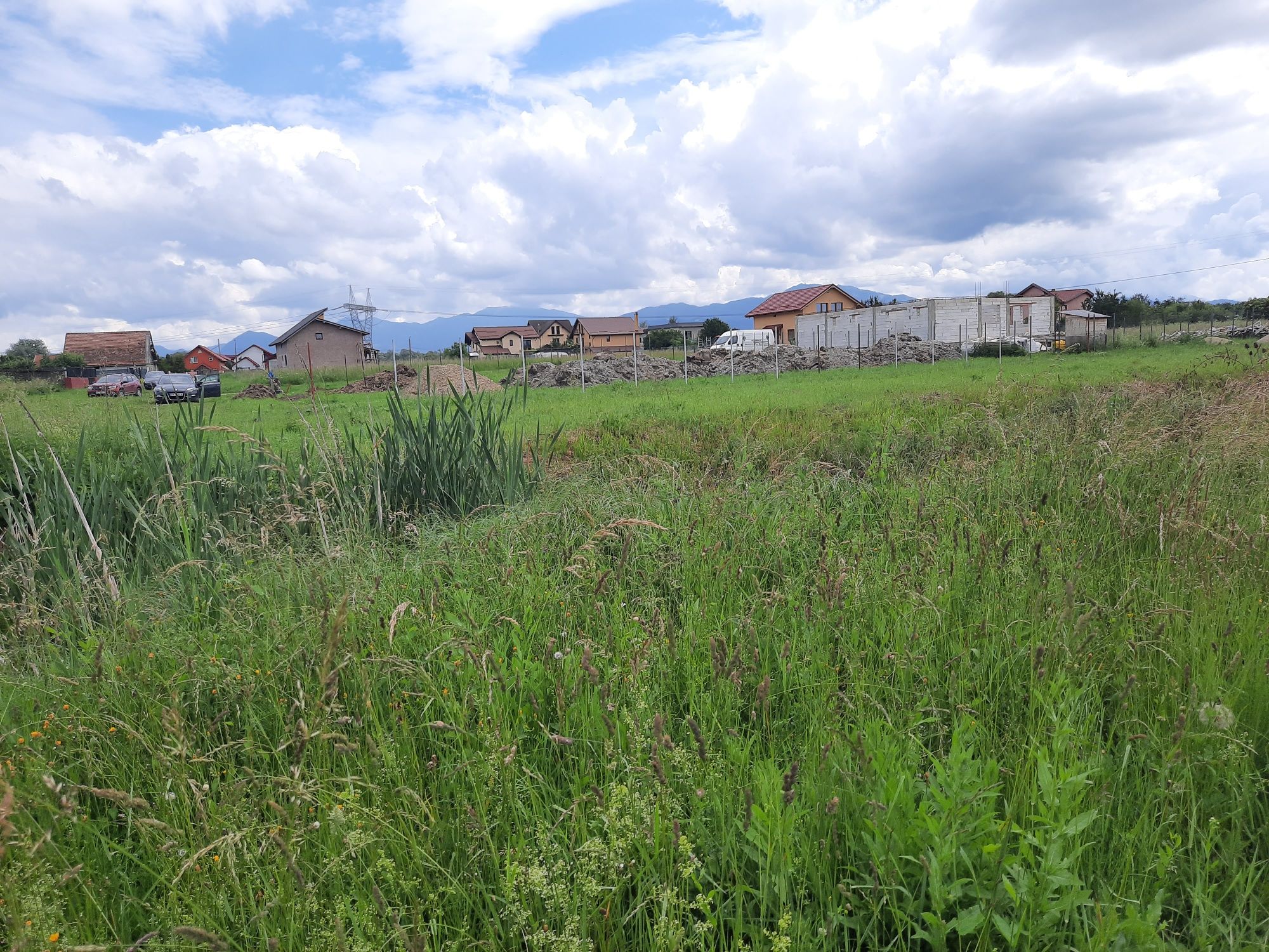 Vând teren de casă 500 mp,Stupini,Strada Baciului