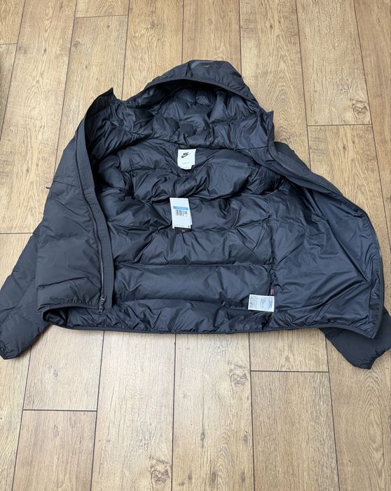 Мъжко яке Nike Air Max якетое чисто ново