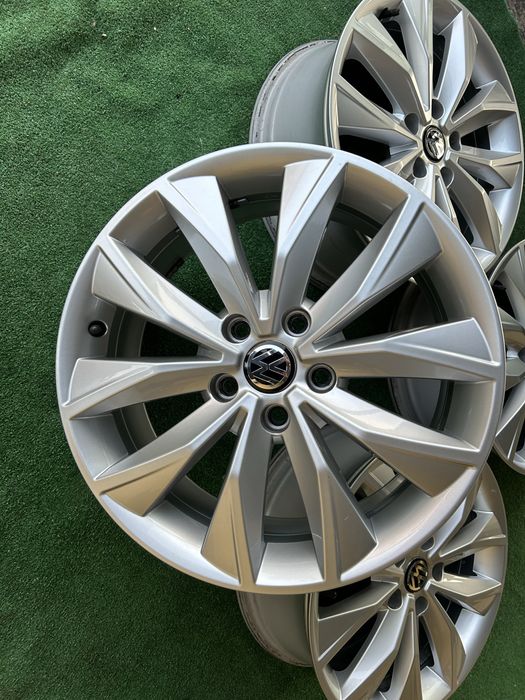 5х112 17 ски оргинални vw pasat golf 5 6 7 touran skoda seat