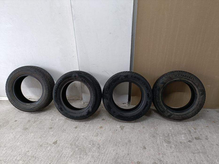 Продавам зимни автомобилни гуми 175/70/14