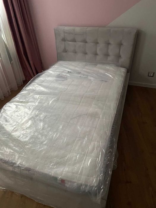 Тапицирана спалня / легло 120 х 200 , като нова