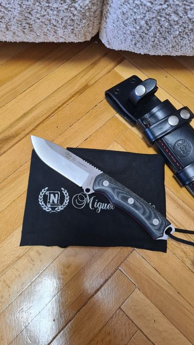 Cutit buschcraft Miguel Nieto