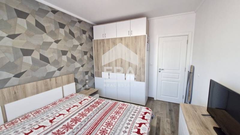 Дава се под наем Двустаен апартамент в Варна, Колхозен пазар - 65 кв.м за 450 € - Снимка #4