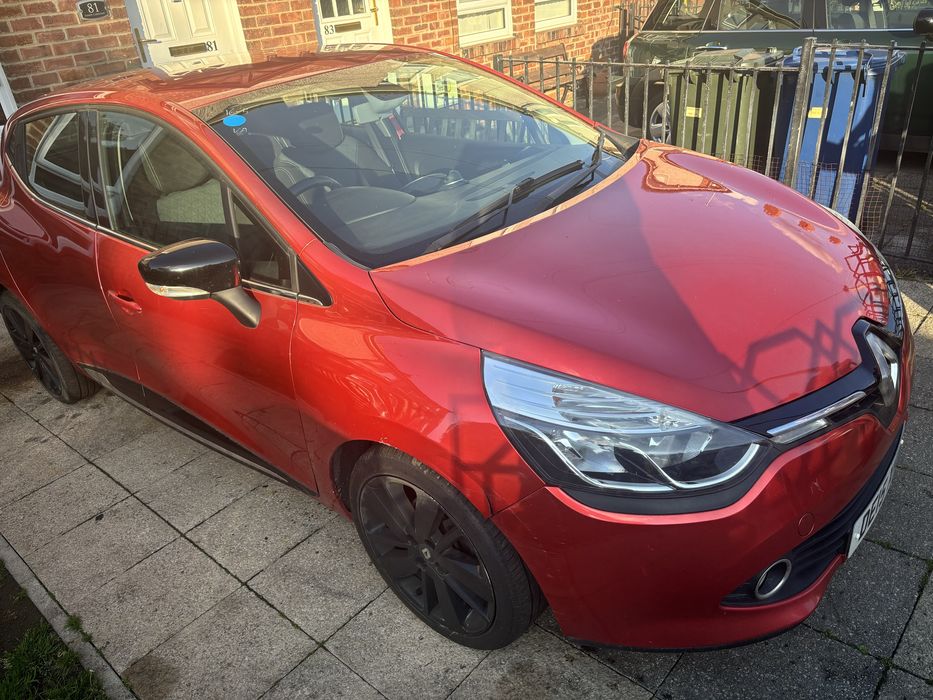 Bara fata clio 4 2016