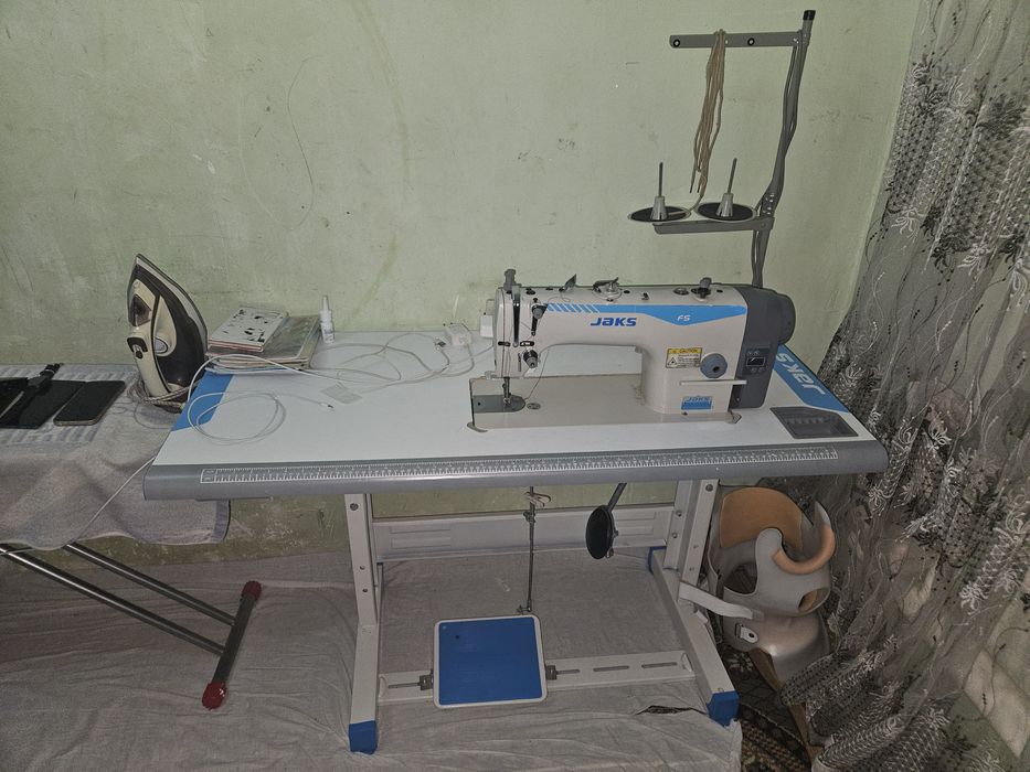 Продаётся шв машинка jaks f 5 как новый