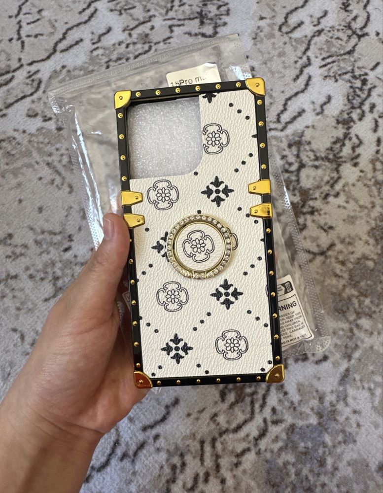 Iphone 15 pro max uchun chexolla