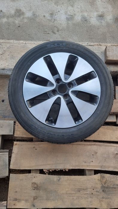 Продам 1 диск с резиной на запаску киа рио полной комплекции