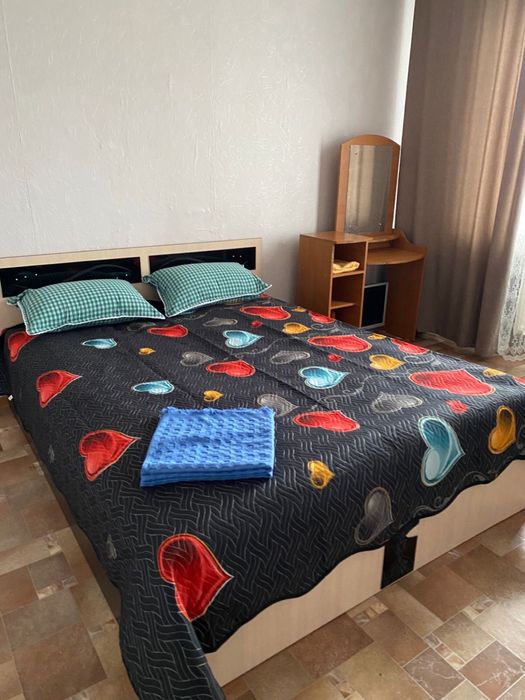 Сдам квартиру 1-2 комнатная 1 час 1000 тг Глинки 18А