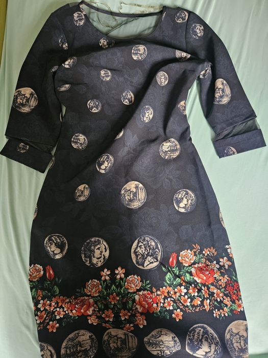 Рокли различни модни брандове размер L